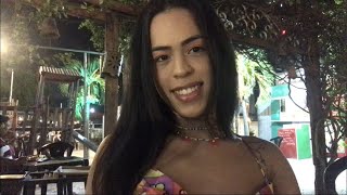 Bella Semys está transmitindo ao vivo!