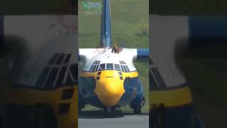 Aircraft Backwards Using Reverse Thrust US Navy C 130 US Air Force C 17