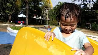 Naomi dan Airra main seru Waterpark #bermainair #kolamrenang #mainbersama #adikbayi