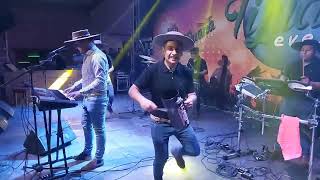 MIX DE EXITOS..el llanero de ñuble y su banda ranchera en vivo en centro de eventos Tijuana