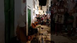 Street Artist Puglia - Ostuni #guitarplayer #guitarsolo #alternatepicking #flamenco #yngwiemalmsteen