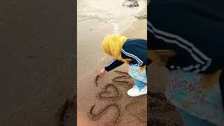 I wrote your name in the sand,but the waves washed it away😌love|couple_vibes #subscribe if u #like