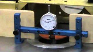 Using the Betterley UNA-GAUGE to adjust and align a shaper