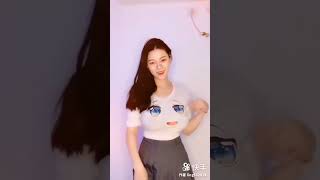 #tiktok #china #beautiful  tiktok douyin 活蹦乱跳 波涛汹涌 最完美的身材 每日竖屏分享