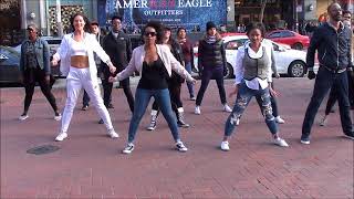 J Lo Flash Mob Powell St