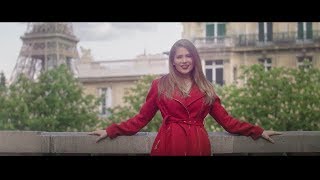 Laura Rizzotto - Bonjour