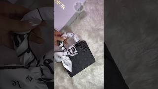 How to tie a twilly on a Lady Dior!