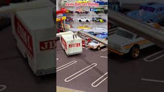 ASMR DIECAST CAR HIDING IN A TRUCK CONTAINER JDML #shorts #asmr #diecast