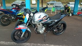 Primeiro track com a CB300