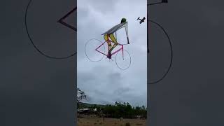 Cometa Flying cycle #Viral #trending