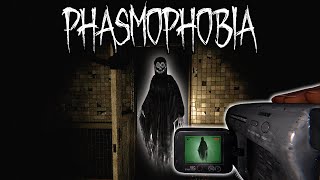 Getting Paid Minimum Wage To Hunt Ghosts In Phasmophobia..