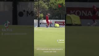 olha a explicação de Jorge sampaoli o respeito pela  bola