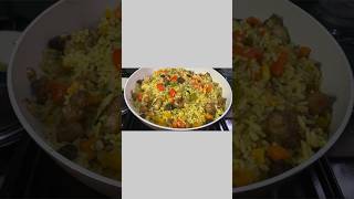 Fried rice #youtubeshort #cooking #food #lunch#shortsafrica #shortfeed#dailyshorts