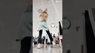 i did the ‘talk dirty to me’ dance trend in an airport! #capcut #dance #edit #embarrassing