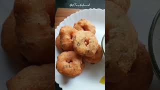 Medu Vada  and coconut chutney |#shortvideo |#food |#snack | A&V Tasteland.