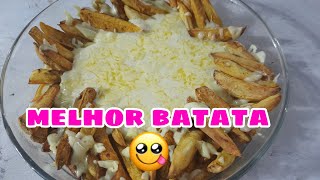 BATATA RECHEADA AO MOLHO BRANCO