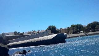 Paseo por la costa de Lagos  El Algarve  a bordo de una planeadora