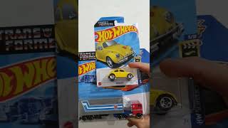 Optimus Prime e Fusca Bumblebee Transformers Hot Wheels Hasbro #shorts #hasbro #transformers #hobby