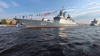 Водная прогулка по Неве в день ВМФ. Июль 2024.