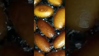 sweets/gulab jamun/homemade gulab jamun/indian sweet/food bloggers/how to make/tasty food/sub 4 sub