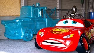 Lightning McQueen Freaks Out Seeing Frozen Mater | Cars Toys Movies Season 1 Disney Pixar