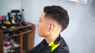 CORTE DE PELO (DEGRADES EN CRESTA)