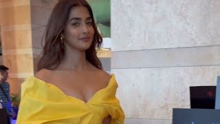 முட்டி மேல் குட்டை உடை அணிந்து Pooja Hegde | Video #573