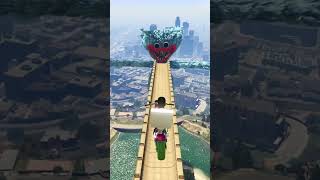 SKIBIDI TOILET na MEGA RAMPA do HUGGY WUGGY GIGANTE no GTA 5 ! #shorts