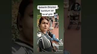 Şeker  düştü ben kahkaha  benim yanımda düşmeğin #shorts