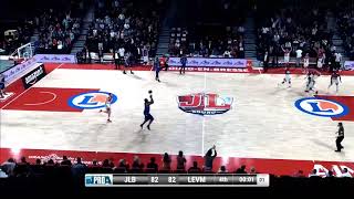 Boris Diaw half court buzzer beater