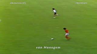 'Mr. Feyenoord' Willem van Hanegem attacking passes at #WorldCup74