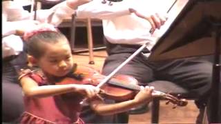 (1/2) Anna Lee 6 years old plays Paganini Violin Concerto