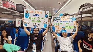 Appreciation shown by cricket fans at Mumbai Central station for extra Special Trains. 🇮🇳 #WeRMumbai