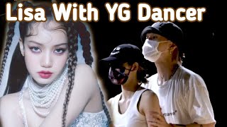 LISA BLACKPINK AND YG DANCER MOMENT