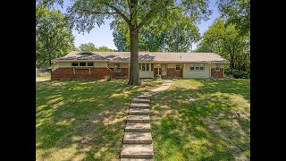 8531 Broadmoor St, Overland Park, KS