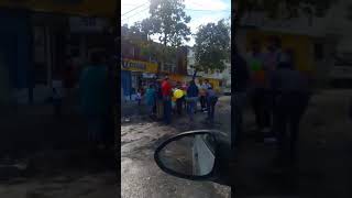 Festejan cumpleaños de un bache en Chiapas