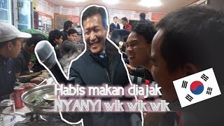 Bosku SUKSES ngajak karyawan makan-makan dan NYANYI