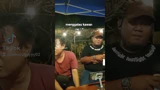 karaoke bareng di keramika tempatnye nyaman idang nongkrong & karaoke pun ade