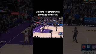 Malik Monk's driving and dishing #nba #basketball #nbahighlights #shorts #fyp #kings #sports #hoops