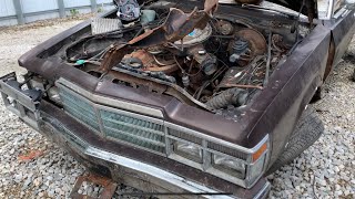 Junkyard finds! Old mopar and LS parts hunting