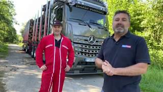 Costaud, ce Mercedes-Benz Arocs porteur bois !