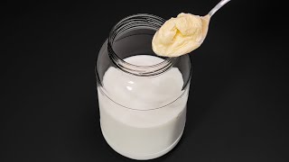 Fügen Sie einfach Butter zu 1 Liter Milch hinzu! Ein paar Leute kennen dieses Geheimrezept