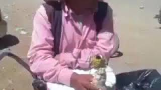 ‫  ايسكريم فريد من نوعهYOU must listen to  his words  selling ice cream     ‬