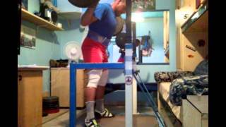 squat raw 240kg bw 85kg