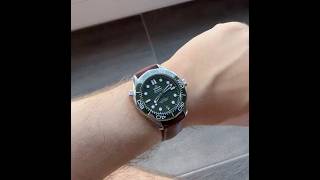 Omega Seamaster Diver 300 Green with OEM Leatherstrap (6.75"/17cm wrist) #omega #seamaster