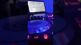 mix scratch loop nudge and spin #scratchdj #dj #scratchdjs #music #dance #skratch #djscratch