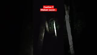 #viral makam sucan yg terbelah mnjdi 2 bagian !! #shorts  #SALAMSOBATghoib