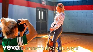 Hailey Whitters - Everything She Ain'T