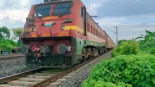 Wap4 Power Leads Mayurakshi Express 1Hour Late Running Out