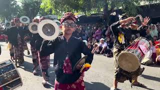 Gendang Beleq TriPan beraksi di depan dewan juri